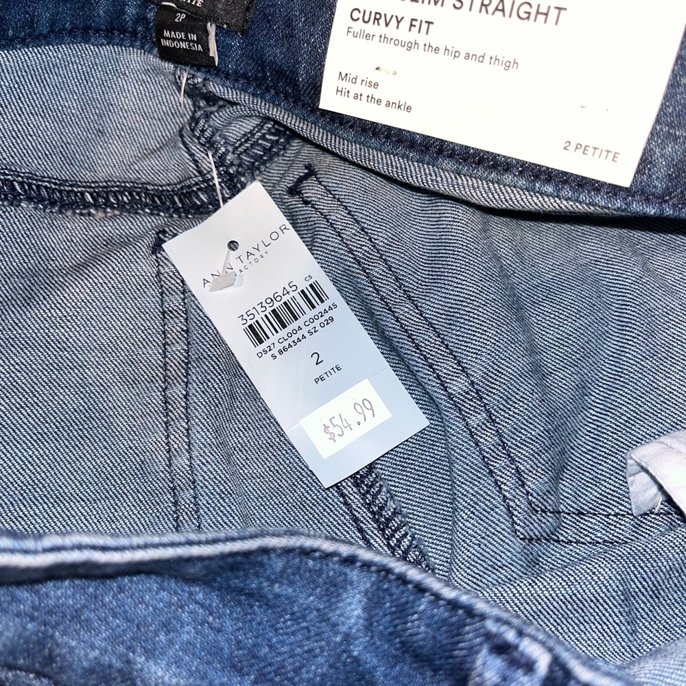 Ann Taylor jeans slim straight crop